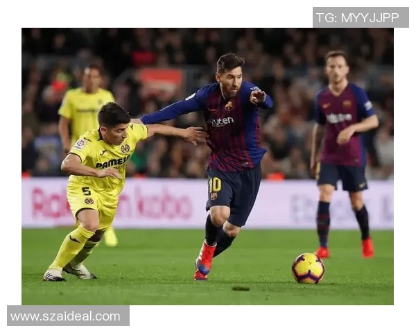 足球明星在比赛中为何难以进行有效防守的深层原因探讨